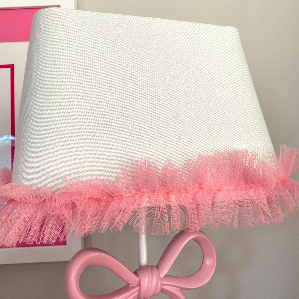 Nicole Miller Kids Tutu Accent Bow Lamp 🎀 - Picture 3 of 3